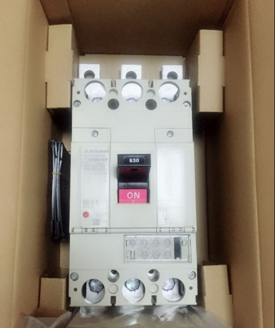  Mitsubishi NF630HEW