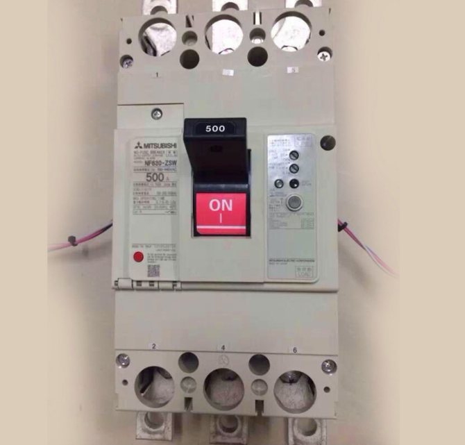  Mitsubishi NF630HW HP 3P 4P 600A circuit breaker 