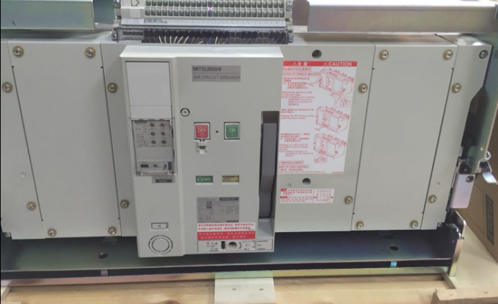  Mitsubishi AE5000-SW AE4000-SWA 3P draw out type fixed type air circuit breaker