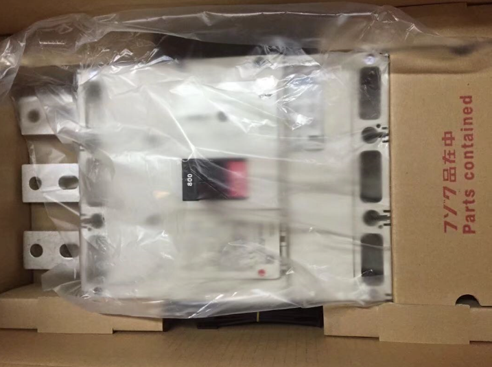  Mitsubishi NF630CW