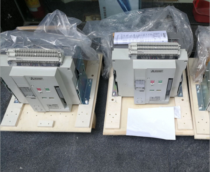  Mitsubishi  AE3200SW