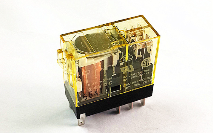  IDEC   RJ2S-CL-D24