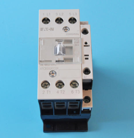  EATON XTCE032C10A	
